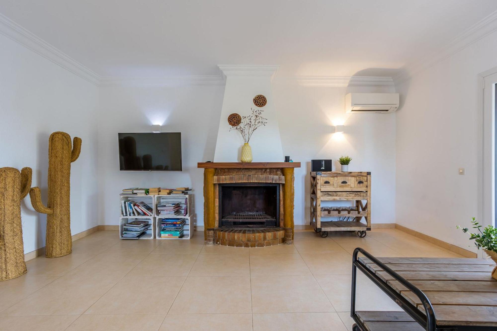 Escaletas Villa *
